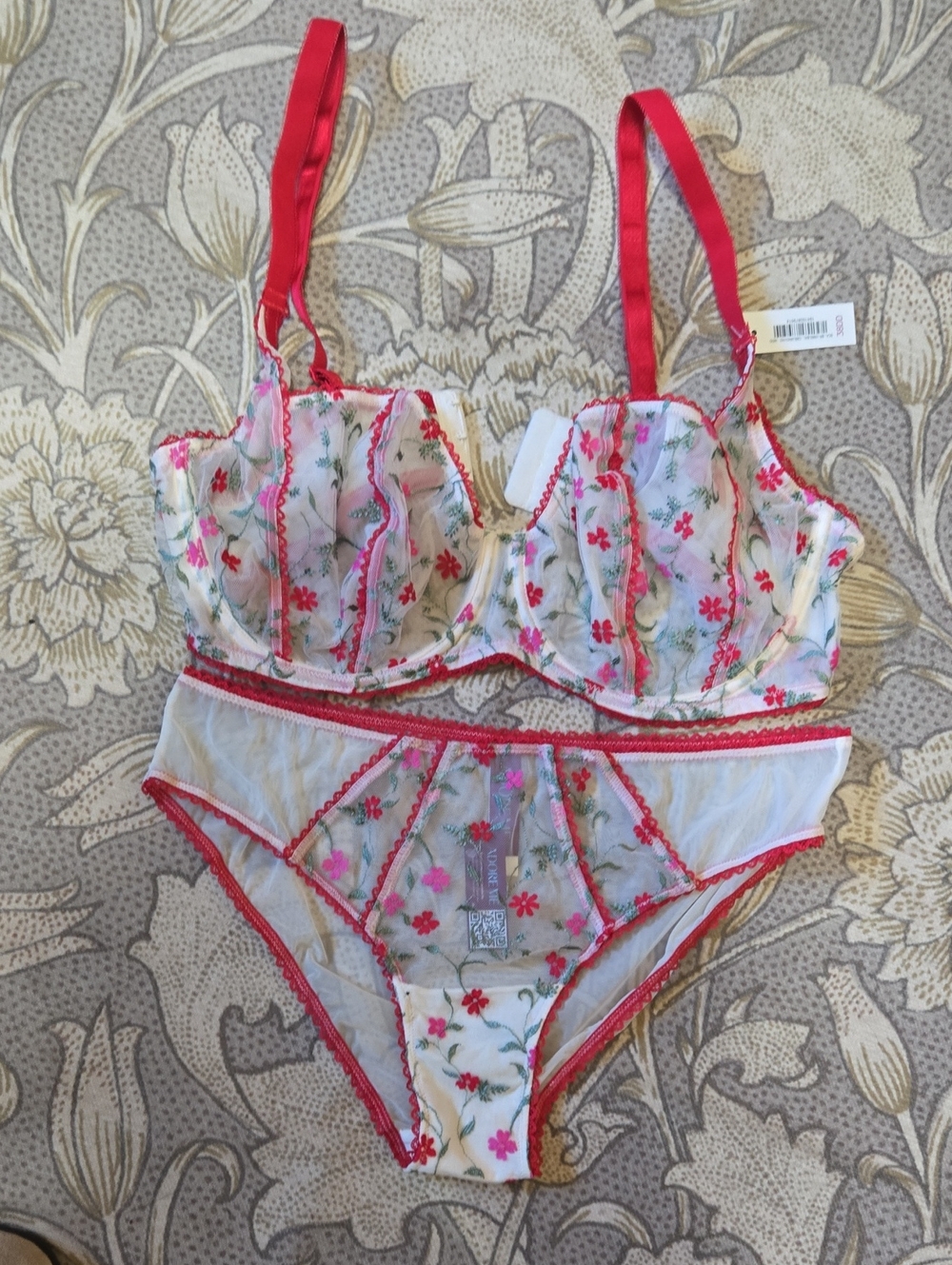 Adore Me Red Floral Sheer Underwire Bra & Brief Set 38DD And Large
